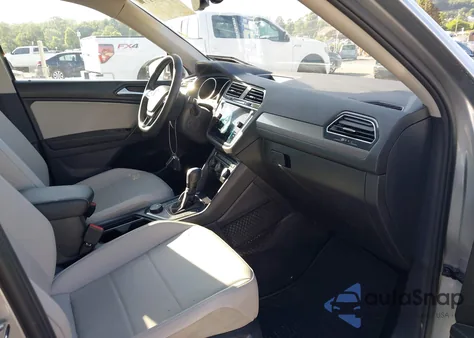 2021 Volkswagen Tiguan 2.0T Se/2.0T Se R-Line Black/2.0T Sel from USA, damaged, VIN 3VV2B7AX9MM073427